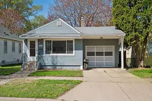 1051 Farrington St, Saint Paul, MN 55117 - Photo 1