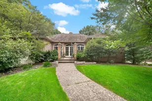 7444 Shannon Dr, Edina, MN 55439 - Photo 1