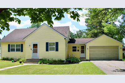 103 Spruce Avenue N, Thief River Falls, MN 56701 - Photo 1