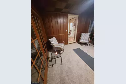 905 Carver Street N, Winthrop, MN 55396 - Photo 9