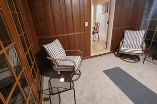 905 Carver St N, Winthrop, MN 55396 - Photo 9