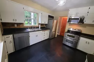 905 Carver St N, Winthrop, MN 55396 - Photo 17