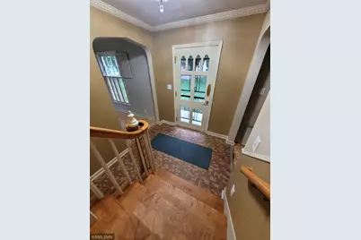 905 Carver Street N, Winthrop, MN 55396 - Photo 3