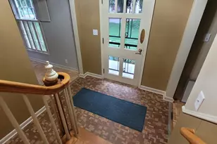 905 Carver St N, Winthrop, MN 55396 - Photo 3