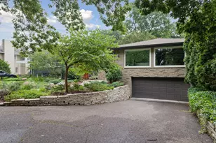 700 Mississippi River Blvd S, Saint Paul, MN 55116 - Photo 1