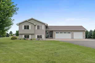 1107 148th Ave, New Richmond, WI 54017 - Photo 1