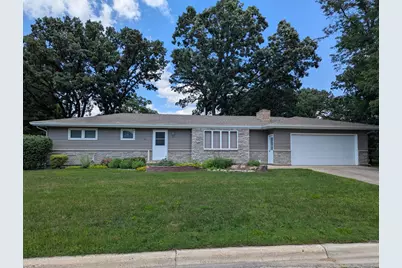 417 Ridge Road, Albert Lea, MN 56007 - Photo 1