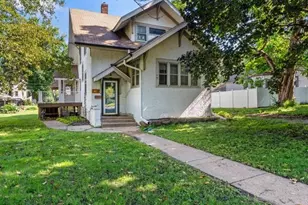 405 Division St E, Buffalo, MN 55313 - Photo 1