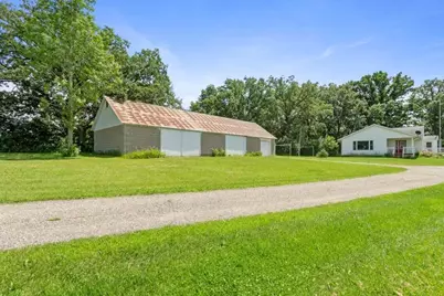 322 Central Avenue N, Eagle Bend, MN 56446 - Photo 1