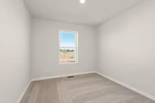 39749 Fallbrook Ave, North Branch, MN 55056 - Photo 15