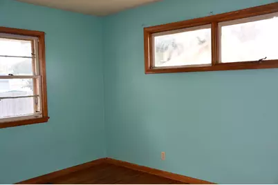 308 Maple Avenue S, Thief River Falls, MN 56701 - Photo 25