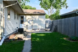 308 Maple Ave S, Thief River Falls, MN 56701 - Photo 51