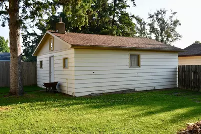 308 Maple Avenue S, Thief River Falls, MN 56701 - Photo 49