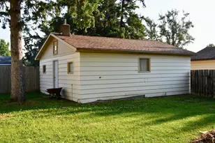 308 Maple Ave S, Thief River Falls, MN 56701 - Photo 49