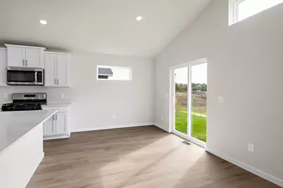 623 Redwood Loop N, Cambridge, MN 55008 - Photo 9