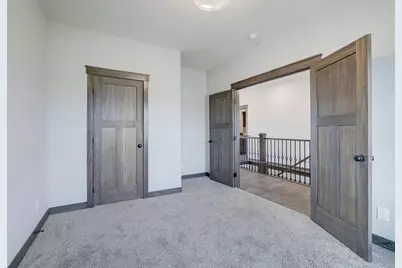 909 Acorn Court, Hudson, WI 54016 - Photo 7
