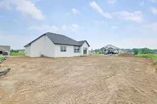 909 Acorn Ct, Hudson, WI 54016 - Photo 47