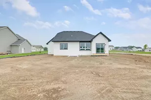 909 Acorn Ct, Hudson, WI 54016 - Photo 45