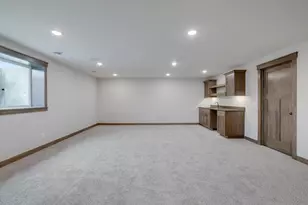 909 Acorn Ct, Hudson, WI 54016 - Photo 35