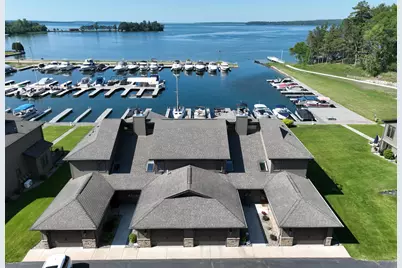 912 Railroad Avenue W, Walker, MN 56484 - Photo 1