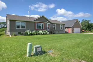10072 Benjamin Dr, Pine City, MN 55063 - Photo 1