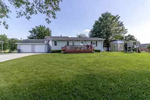 439 1st St, Nicollet, MN 56074 - Photo 1