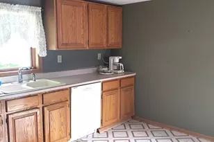 284 Elm St S, Prescott, WI 54021 - Photo 17