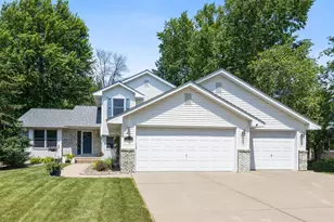 13950 56th St N, Oak Park Heights, MN 55082 - Photo 1