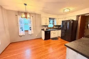 116 N 8th St, Montevideo, MN 56265 - Photo 9