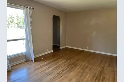 1017 Sibley Avenue S, Litchfield, MN 55355 - Photo 7