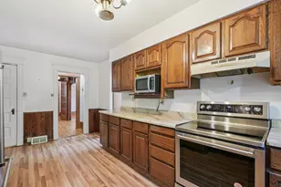 115 N Green Ave, New Richmond, WI 54017 - Photo 13