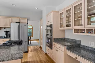 16101 Boulder Creek Dr, Minnetonka, MN 55345 - Photo 7