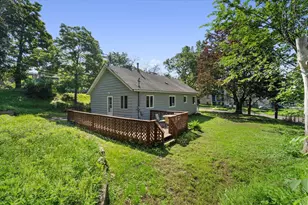 1077 York Ave, Saint Paul, MN 55106 - Photo 1