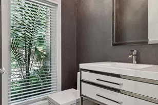 11068 Bell Oaks Estate Rd, Eden Prairie, MN 55347 - Photo 23