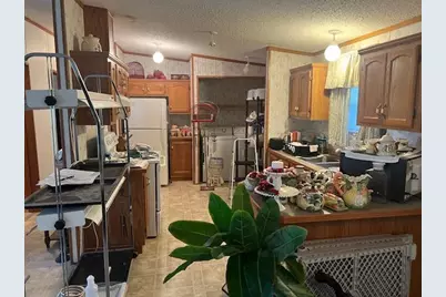 527 South Street E, Litchfield, MN 55355 - Photo 5