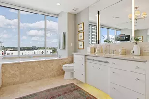 45 University Ave SE, Minneapolis, MN 55414 - Photo 29