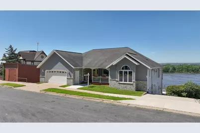 106 S 2nd Street, Alma, WI 54610 - Photo 1