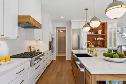 1984 Kenwood Parkway, Minneapolis, MN 55405 - Photo 17