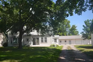 614 W 5th St, Litchfield, MN 55355 - Photo 1