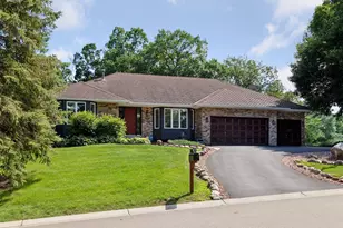 11540 177th St W, Lakeville, MN 55044 - Photo 1