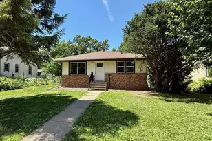 3541 Kyle Ave N, Crystal, MN 55422 - Photo 1