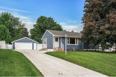 47 McClelland Street N, Maplewood, MN 55119 - Photo 1