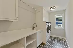 4924 Abbott Ave S, Minneapolis, MN 55410 - Photo 9