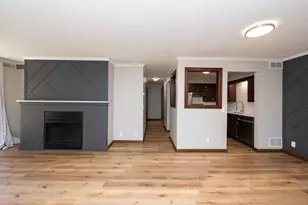 1720 3rd Ave S, Minneapolis, MN 55404 - Photo 11