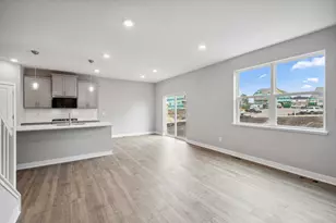 10705 Bent Pne Ln, Woodbury, MN 55129 - Photo 15