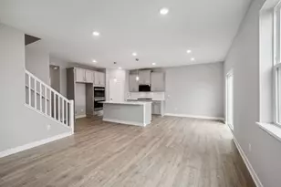 10705 Bent Pne Ln, Woodbury, MN 55129 - Photo 9