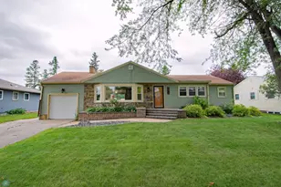 1516 6th Ave S, Moorhead, MN 56560 - Photo 1