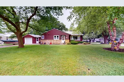 1402 W Clark Street, Albert Lea, MN 56007 - Photo 1