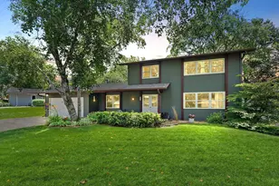 1064 Sprucewood Dr, Woodbury, MN 55125 - Photo 1