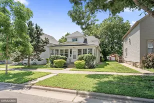 727 Virginia St, Saint Paul, MN 55103 - Photo 1